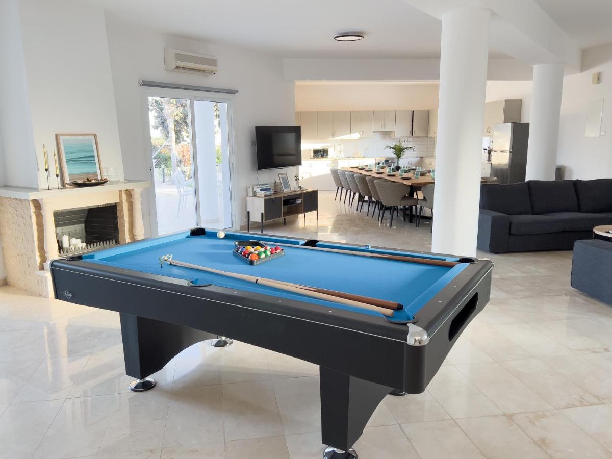 Grand Villa Lynn Seaview Ayia Napa Bagian luar foto