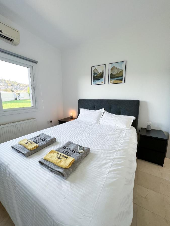 Grand Villa Lynn Seaview Ayia Napa Bagian luar foto