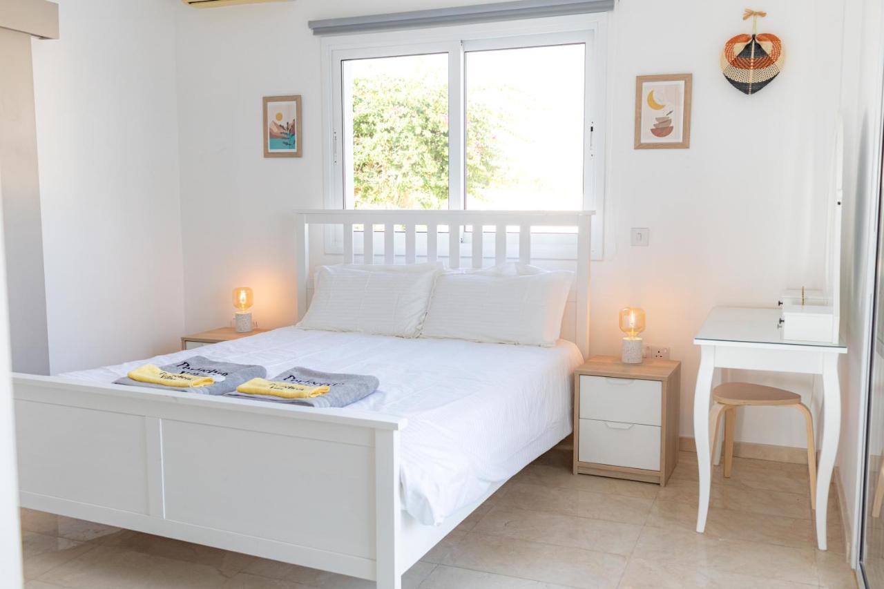 Grand Villa Lynn Seaview Ayia Napa Bagian luar foto